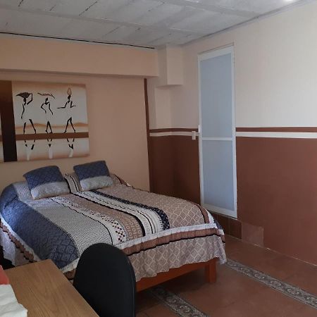 La Casa Azul Hostal Y Pension - Coatepec คาลาปา ภายนอก รูปภาพ