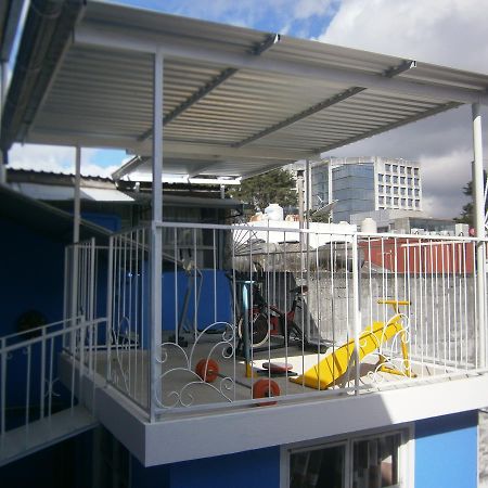La Casa Azul Hostal Y Pension - Coatepec คาลาปา ภายนอก รูปภาพ