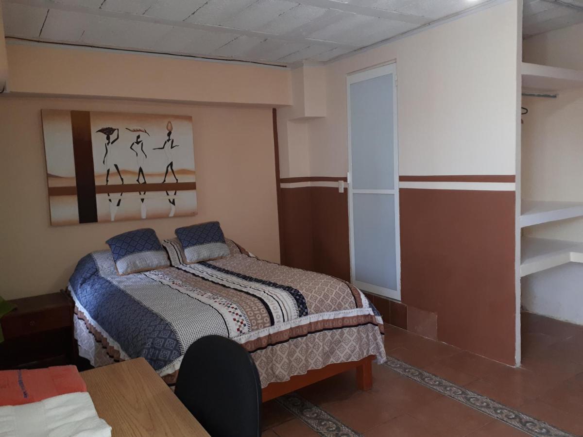 La Casa Azul Hostal Y Pension - Coatepec คาลาปา ภายนอก รูปภาพ