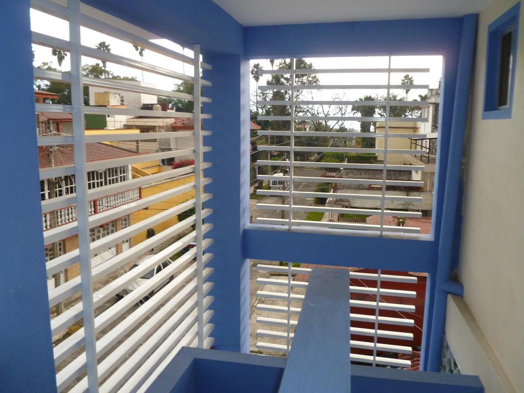 La Casa Azul Hostal Y Pension - Coatepec คาลาปา ภายนอก รูปภาพ