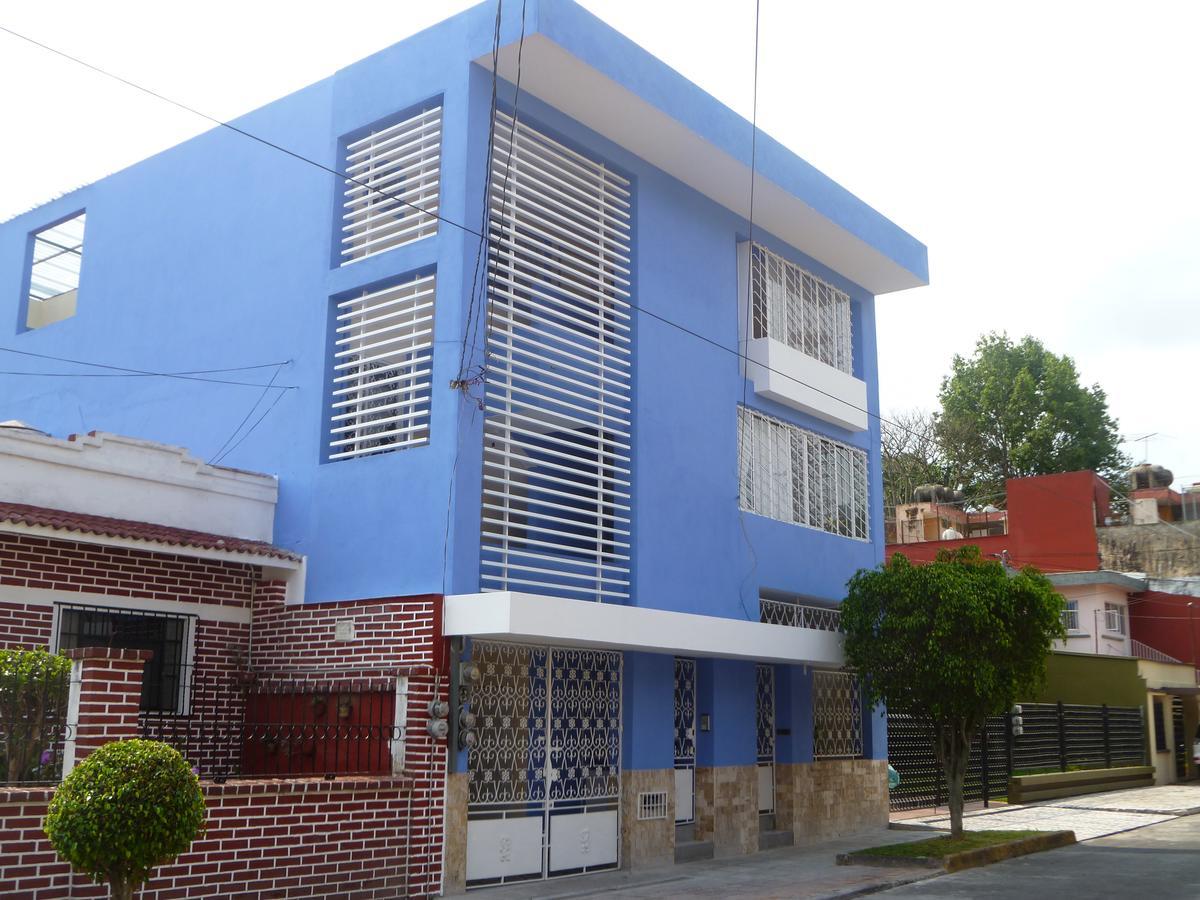 La Casa Azul Hostal Y Pension - Coatepec คาลาปา ภายนอก รูปภาพ